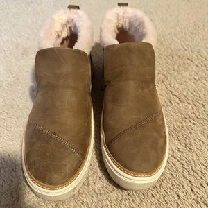 Tom’s Paxton slip on sneakers